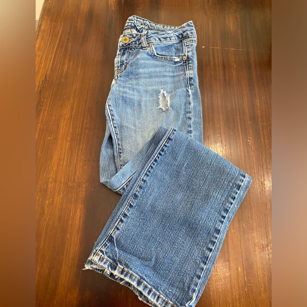 American Eagle jeans. Size 4, regular favorite boyfriend fit.
